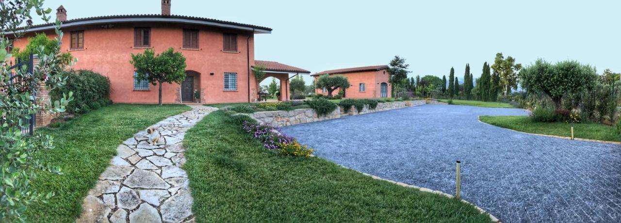 Bed and Breakfast Casale Appia Латина Экстерьер фото